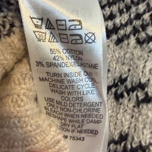 William Rast Cropped Cardigan, Large - Picture 9 of 10